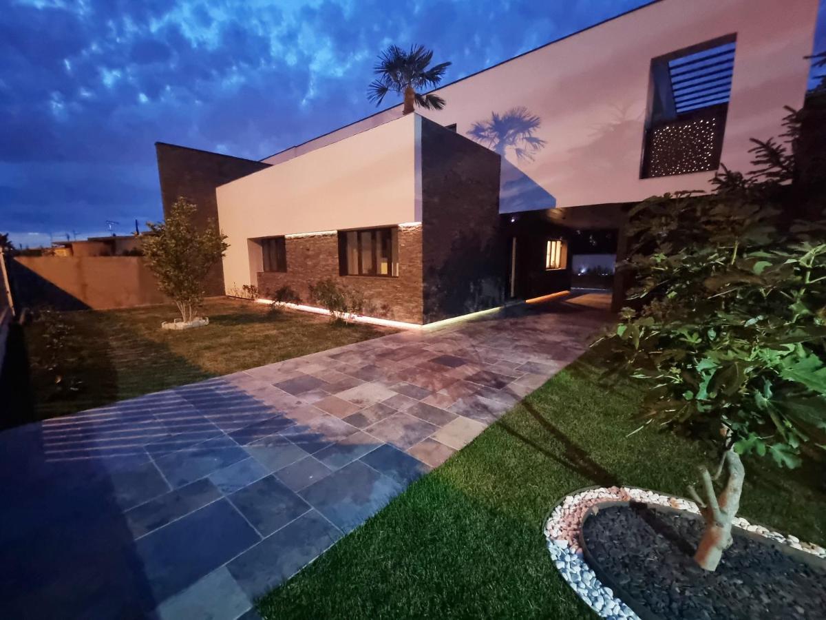 Luxury Villa Moderne, Salon De 90M2 Montgeron Exterior photo